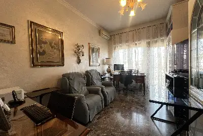 Casa in vendita, Via Ugo Falena, Roma