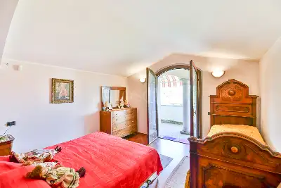 Villa in vendita, Via Edmondo De Amicis, Fino Mornasco