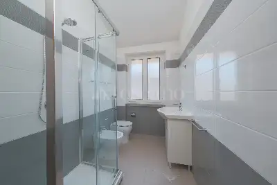 Casa in vendita, Via Comiso, Roma