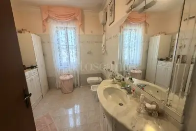 Villa in vendita, Via Acqua Solfa, Aprilia