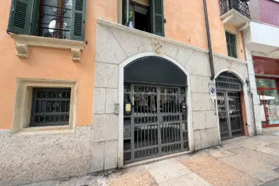 Ufficio in vendita, Via della Valverde, Verona