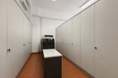 Negozio in vendita, Via Friuli, Milano
