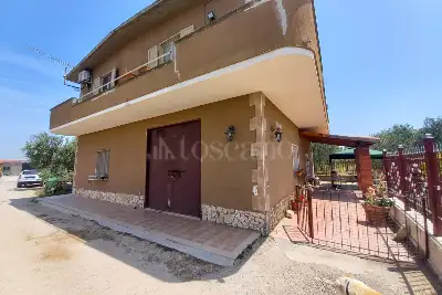 Villa Bifamiliare in vendita, Strada Statale 16, Cerignola