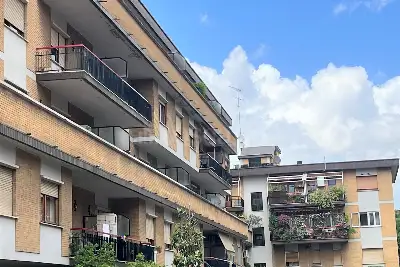 Casa in vendita, Via Alberto Casella, Prato