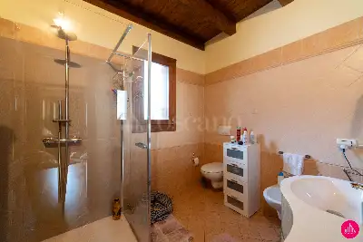 Villino a Schiera in vendita, Vicolo Frisanco, Maniago