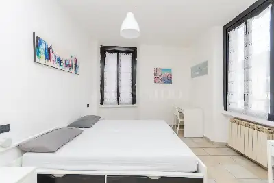 Casa in vendita, Via Luigi Porro Lambertenghi, Milano