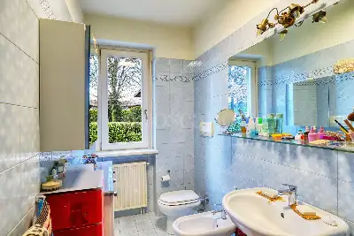 Villa in vendita, Via Luigi Pirandello, Besano