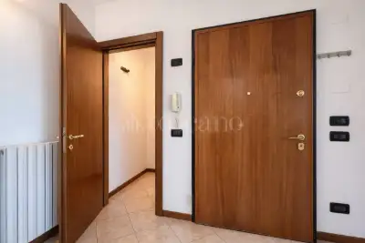Casa in vendita, Via Castelletto, Pozzolengo