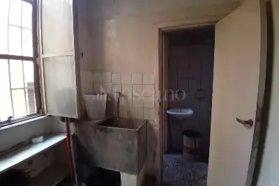 Negozio in vendita, Via Lucrino, Roma