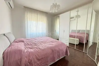 Attico in vendita, Via Edoardo Jenner, Roma