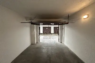 Box in affitto, Via Pietro Redaelli, Milano