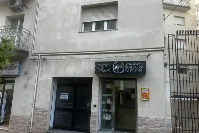 Negozio in affitto, Via Mario Greco, Catanzaro