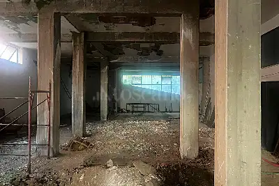 Magazzino in vendita, via moncalvo, Roma