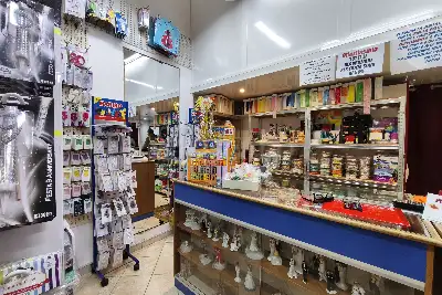 Negozio in affitto, Viale Commenda , Brindisi