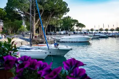 Attività Commerciale in vendita, Via Colombare, Sirmione