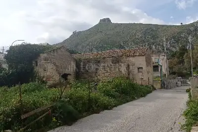Casa Indipendente in vendita, via Sicilia, Valderice