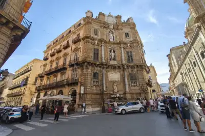 Casa in vendita, Piazza Pretoria, Palermo