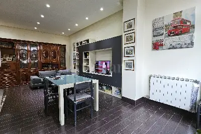 Casa in vendita, Via Olanda, Pomezia