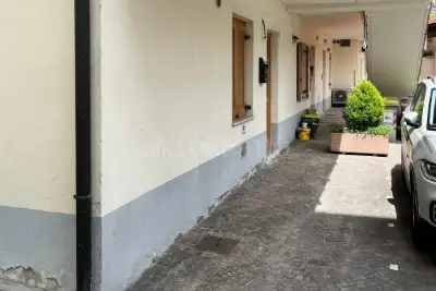 Negozio in affitto, Via San Martino, Trento