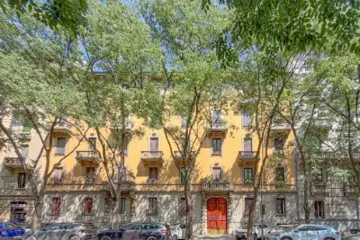 Casa in vendita, Via Bartolomeo Eustachi, Milano