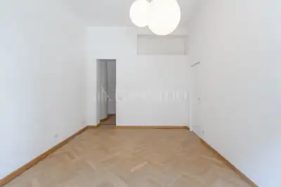 Casa in vendita, Via Plutarco, Milano