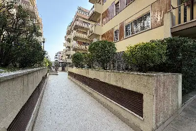 Casa in vendita, Piazza Ener Bettica, Roma