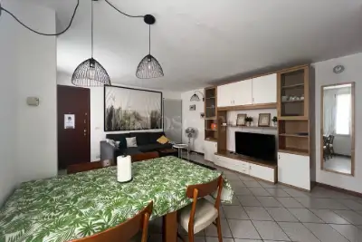 Casa in affitto, Via Milano, Como