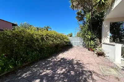 Villa in vendita, Via Montegioco, Roma