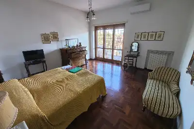 Villino a Schiera in vendita, Via Calosso, Roma