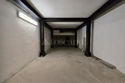 Attività Commerciale in vendita, Piazza dell'Alberone, Roma