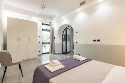 Casa in vendita, Via Laurina, Roma