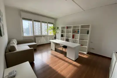 Box in vendita, Via San Lioce, Bari