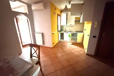 Ufficio in vendita, Via dei Castelli Romani, Pomezia