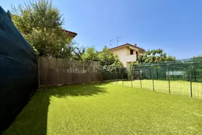 Casa in vendita, Via Commissario G. Palatucci, Desenzano del Garda