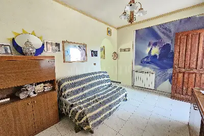 Villino a Schiera in vendita, Via Signa, Pomezia