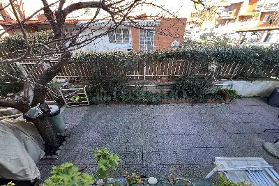 Villino a Schiera in vendita, Via Francesco Paolo Bonifacio, Roma