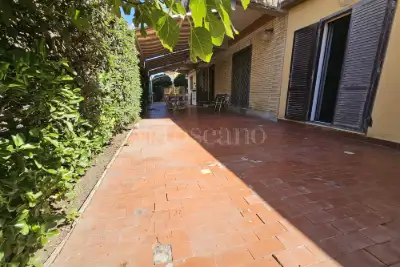 Casa in vendita, Via Bologna, Ardea