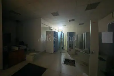 Magazzino in vendita, Via degli Svevi, Catanzaro