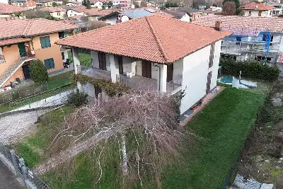 Villa in vendita, Via Pianazzo, Lavena Ponte Tresa
