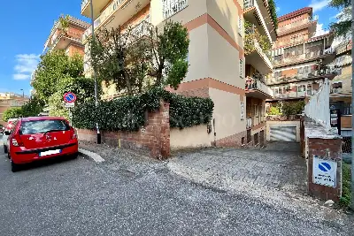 Magazzino in vendita, Via Luigi Siciliani, Roma