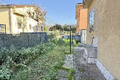 Villino a Schiera in vendita, Via San Francesco d'Assisi, Collebeato