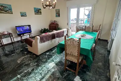 Casa in vendita, Via Ferrara, Genova