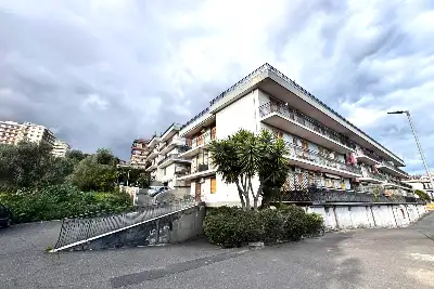 Casa in vendita, Via Bronte, Catania