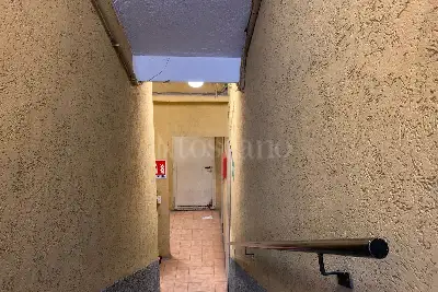 Laboratorio in vendita, Via Curio Dentato, Milano