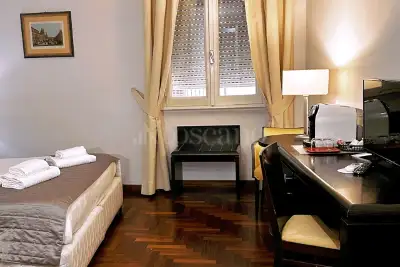 Casa in vendita, Via Modena, Roma