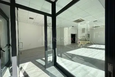 Negozio in vendita, Via Giuseppe Garibaldi, Villa Carcina