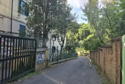 Casa in vendita, Via Costantino, Roma