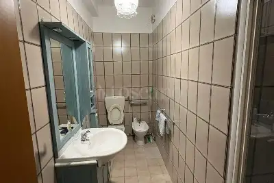 Casa in vendita, Rua Frati, Modena