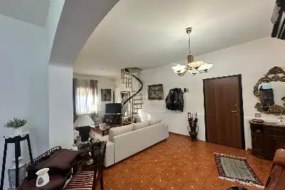 Villa Bifamiliare in vendita, Via Peschiera, Mascalucia