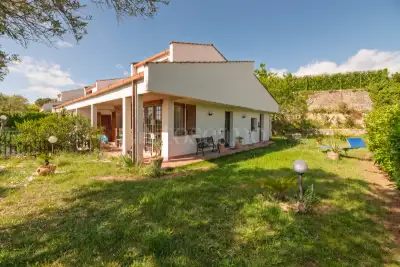 Villino a Schiera in vendita, Viale delle Rughe, Formello